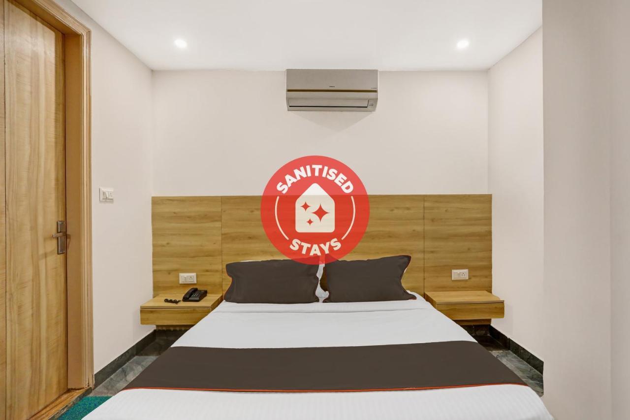 Oyo 81641 Collection O Hotel A1 Residency Nowe Delhi Zewnętrze zdjęcie
