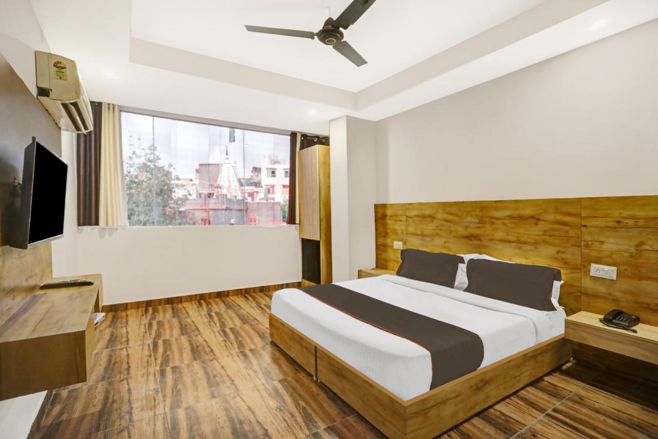 Oyo 81641 Collection O Hotel A1 Residency Nowe Delhi Zewnętrze zdjęcie