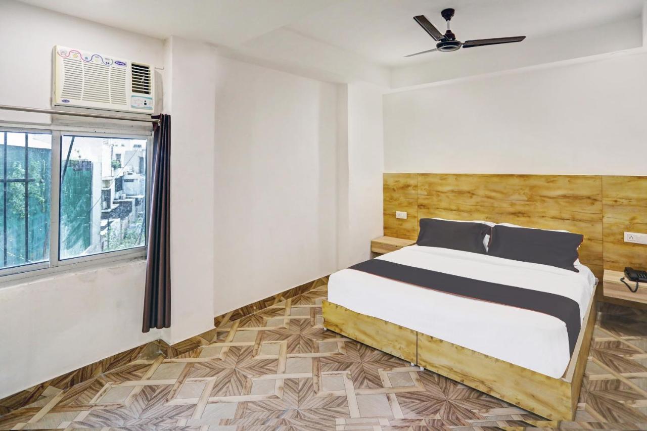 Oyo 81641 Collection O Hotel A1 Residency Nowe Delhi Zewnętrze zdjęcie
