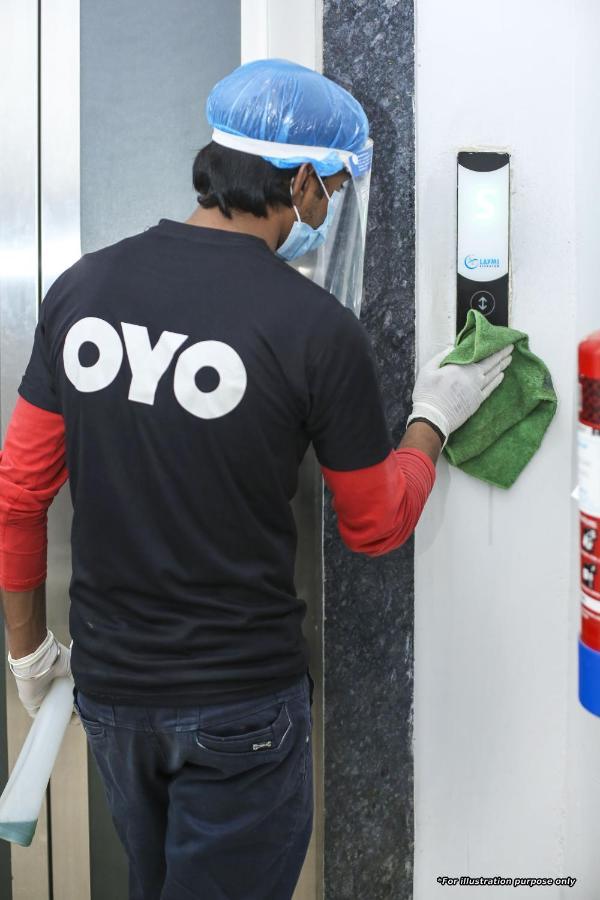 Oyo 81641 Collection O Hotel A1 Residency Nowe Delhi Zewnętrze zdjęcie